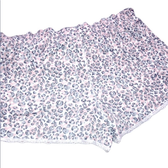 Secret Treasures size 3X (22W-24W) pink leopard print pajamas - Picture 2 of 5